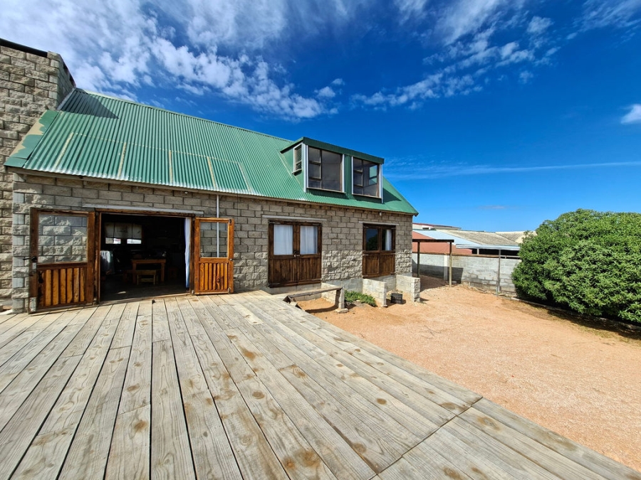 2 Bedroom Property for Sale in Louis Rood Western Cape